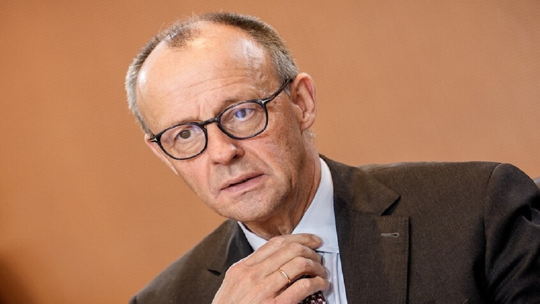 ميرتس في القدس: لقاء نتنياهو يعد بإعادة بناء الروابط الألمانية-الإسرائيلية وسط توترات غزة