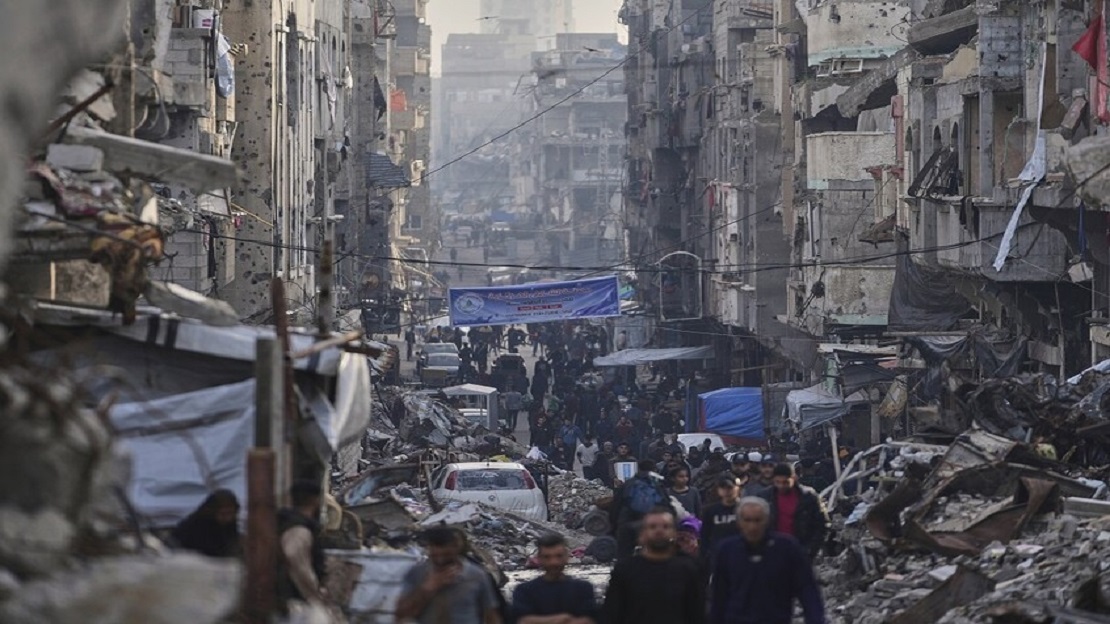 Migration sous les bombardements : Gaza entre le marteau de la guerre et l’enclume de la politique