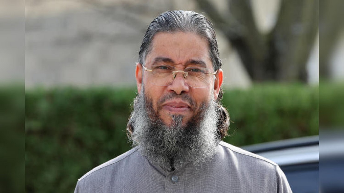  الإمام المقيم في غارد بجنوب فرنسا، ثم تم ترحيله في 22 فبراير2024 إلى تونس