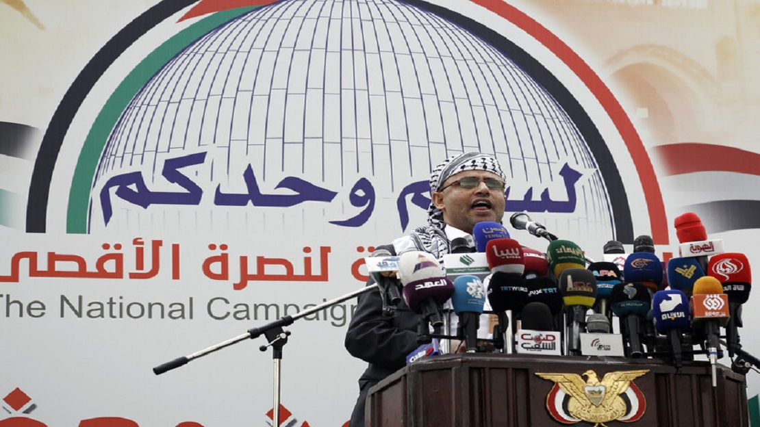 الحوثيون يتوعدون بتصعيد المواجهة ضد إسرائيل: اليمن ميدان الركلات الأخيرة