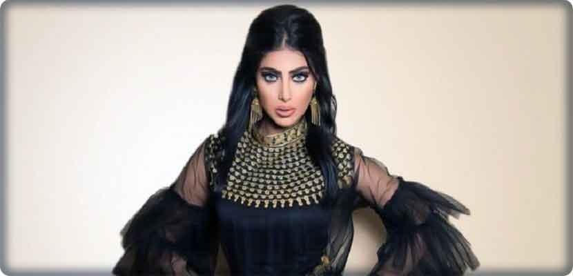   شيلاء سبت تنزع ملابسها داخل السيارة أمام الكاميرا