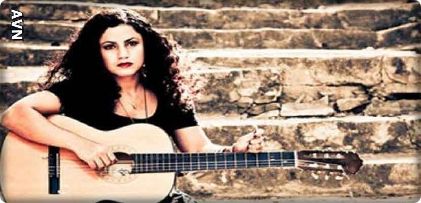 الفنانة التونسية الشابة آمال مثلوثي