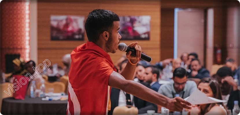 تضمن الحفل الختامي عرض الشباب لأربعة مشاريع إقليمية رائدة من تصميم وإعداد الشباب أنفسهم