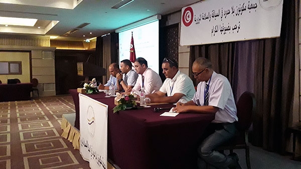 جانب من ندوة للإعلان عن تأسيس جمعية "مكونون بلا حدود في السياقة والسلامة المرورية"|||