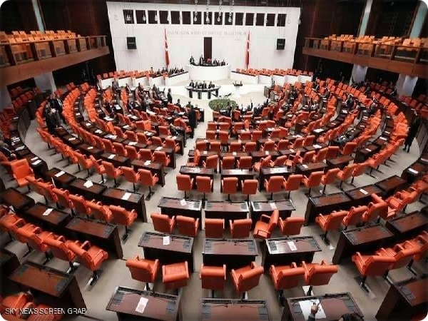 تركيا: أردوغان وفايز السراج والهروب إلى الأمام