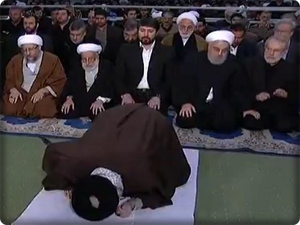 لم ينتظر تحية المرشد علي خامنئي