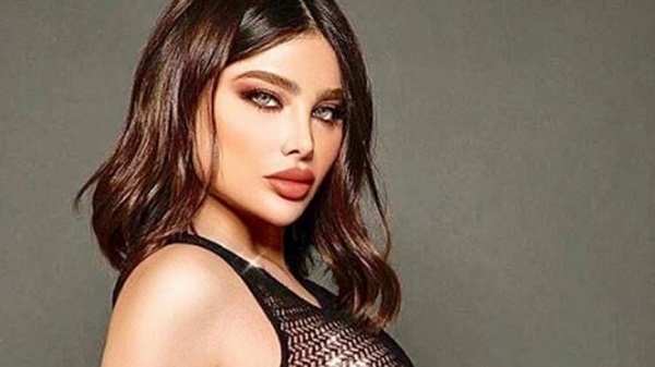 كانت خوري اتهمت في مقطع فيديو تم تداوله على نطاق واسع في أواخر أكتوبر2021 الفنان اللبناني بخطفها ونقلها إلى منطقة صبرا، حيث احتجزها لمدة يومين اعتدى خلالهما عليها بالضرب. 