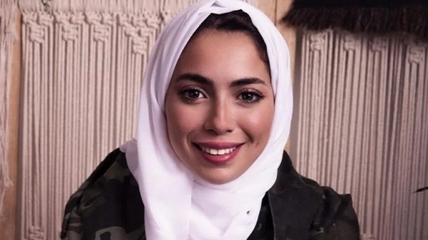 الفنانة اللبنانية دارين البايض