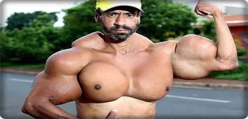 هكذا أصبحت عضلاته بعد السخرية من نحافته