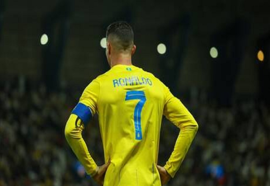  رونالدو يوجه رسالة لمتابعيه بعد معاقبته بسبب حركة "خادشة للحياء 