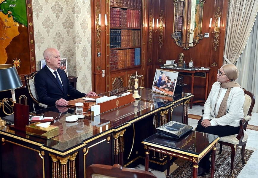  رئيس تونس يؤكد على سرعة البت في قضايا الاغتيال السياسي والفساد