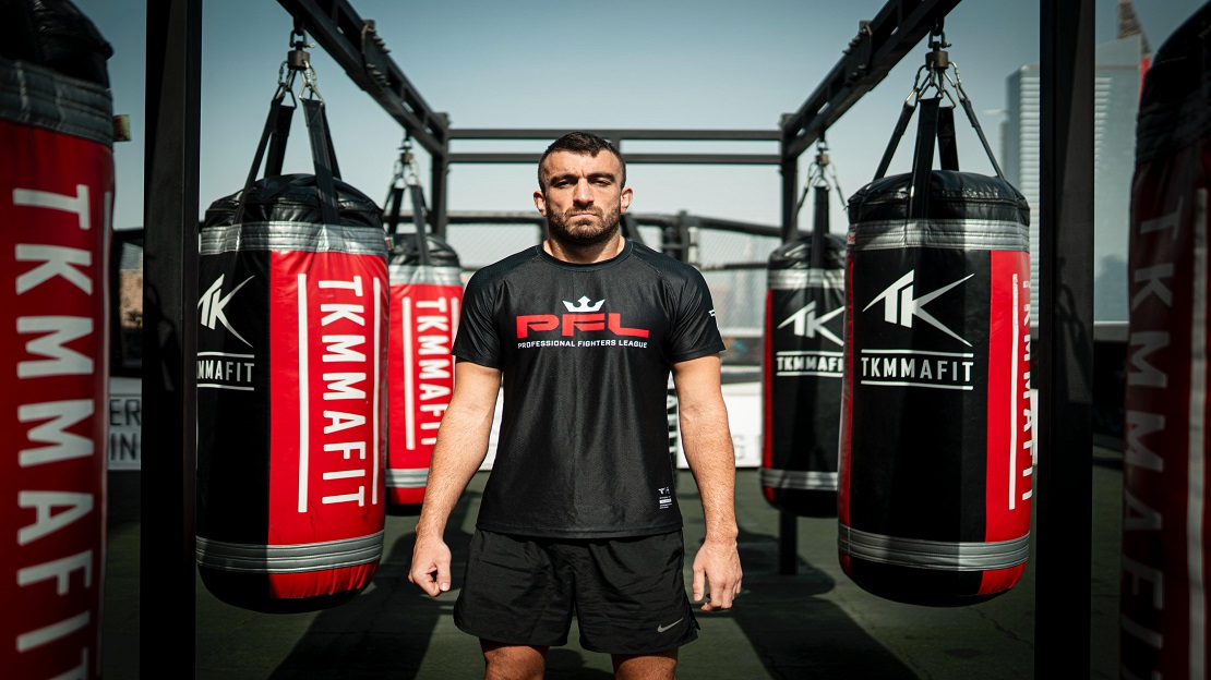 الإماراتي محمد يحيى يعود بقوة: توقيع مع PFL MENA يشعل فئة الريشة في موسم 2026