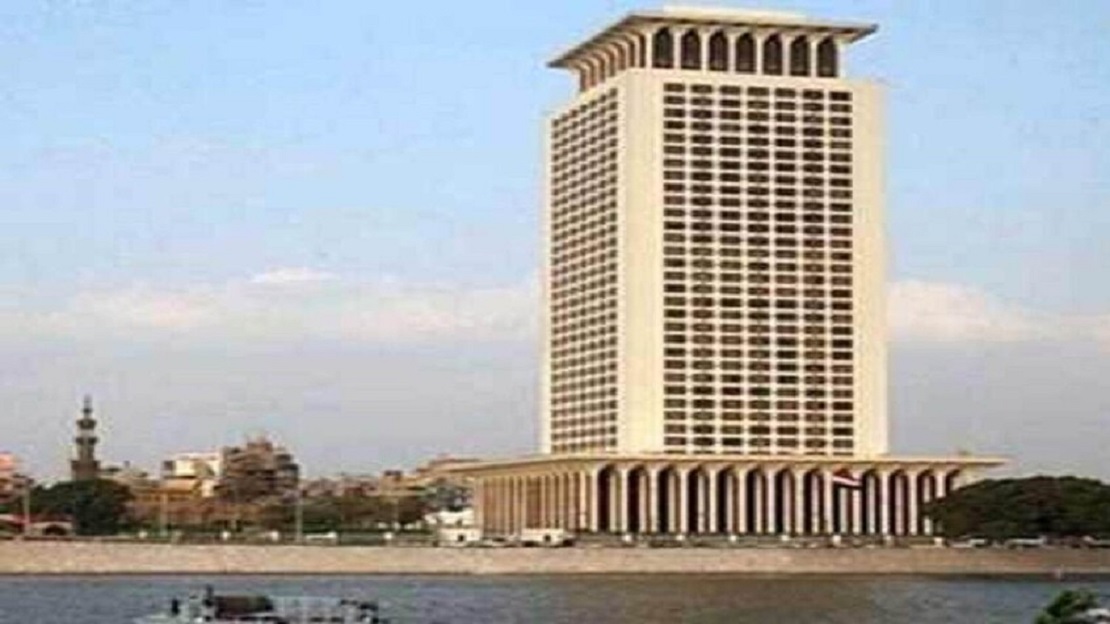 مصر تحذر من مخاطر التصعيد الإقليمي وتدعو لوقف فوري لإطلاق النار وسط حرب إيران