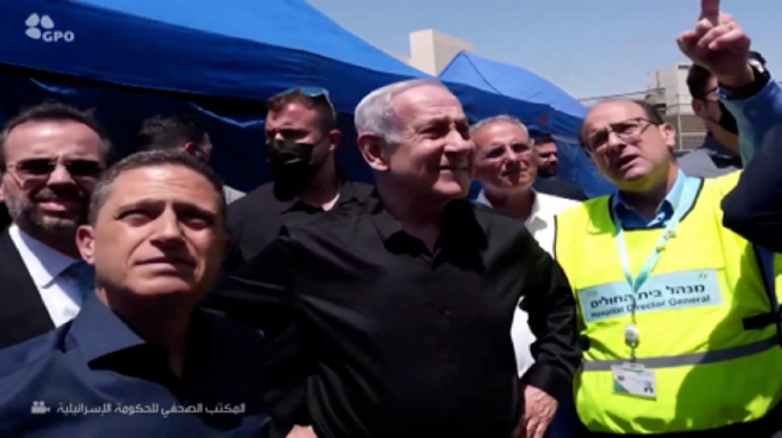 نتنياهو يتفقد مستشفى سوروكا في بئر السبع بعد قصف إيراني يُعطل خدماته